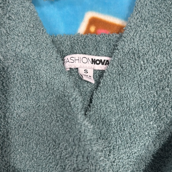 FASHION NOVA 3PC - Picture 3 of 4